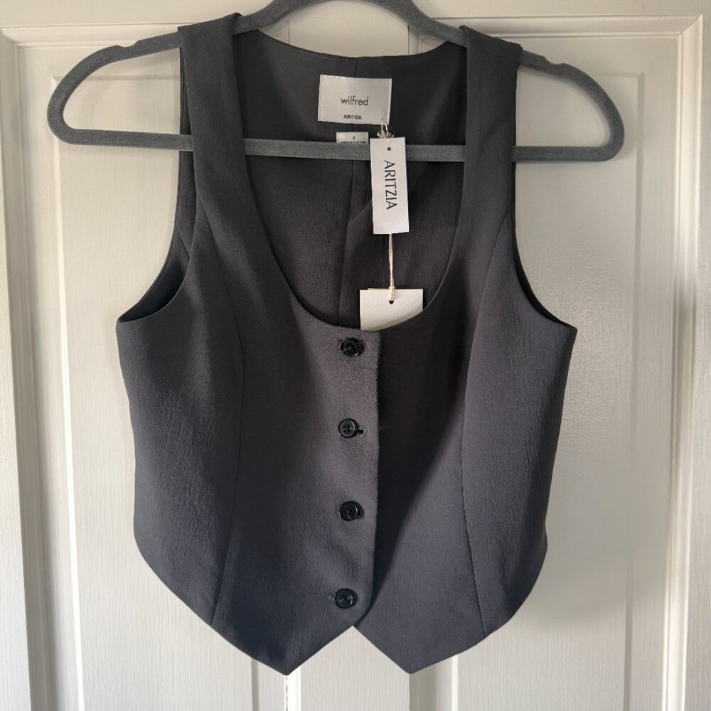 Aritzia Rocco Button Up Vest